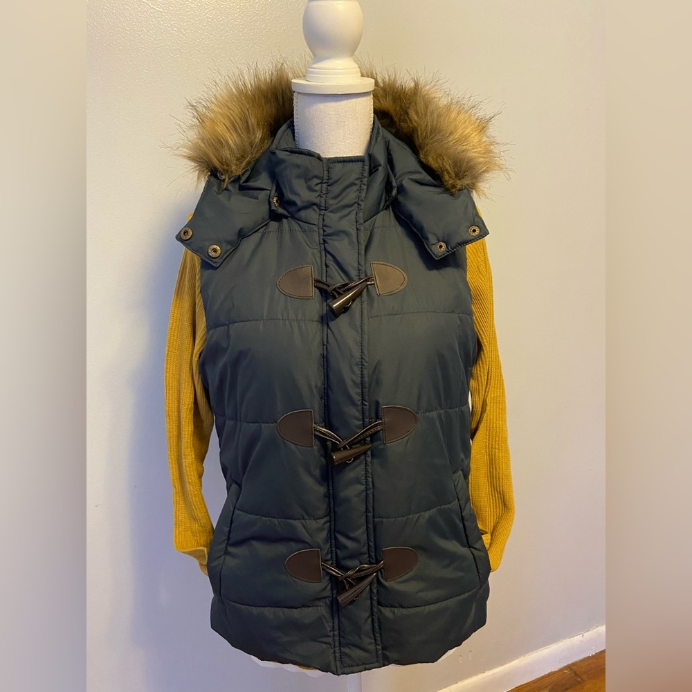 Faux fur trim hooded vest w/ toggle buttons
